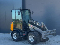 Radlader Giant G2200