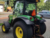 Gartentraktoren John Deere 4720 E hydro