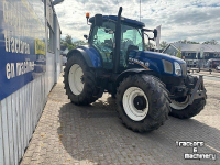 Schlepper / Traktor New Holland T 6070 RC