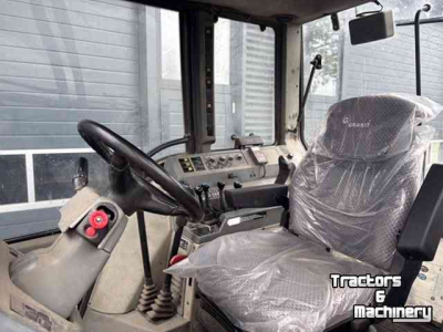 Schlepper / Traktor Valtra 6750