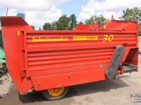 Siloblockverteilwagen Schuitemaker Amigo 30S blokkenwagen blokkendoseerwagen voerkar voerwagen messenwals