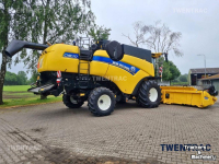 Mähdrescher New Holland CX 8.70 combine / maaidorser
