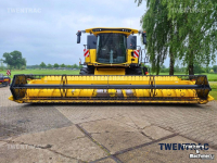 Mähdrescher New Holland CX 8.70 combine / maaidorser