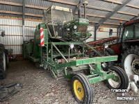 Kartoffelroder Krakei Krakei rooier met ford 7610