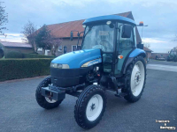 Schlepper / Traktor New Holland Td5010