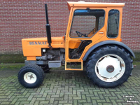 Obsttraktor Renault R556S