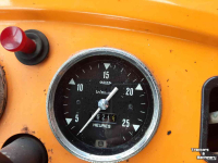 Obsttraktor Renault R556S