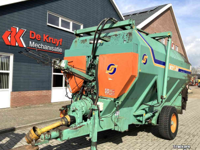 Futtermischwagen Horizontal Storti Boxer 12