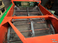 Zwiebelroder Holaras UR-170-HZ, uienrooier