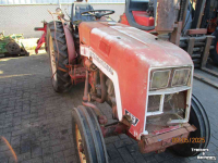 Obsttraktor International 433