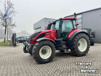 Schlepper / Traktor Valtra T144 Hitech, 2197 uur!