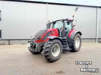 Schlepper / Traktor Valtra T144 Hitech, 3.495 uur!