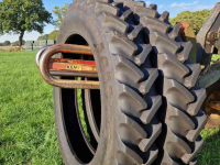 Räder, Reifen, Felgen & Distanzringe  380/105r54  600/65r34   320/105r54