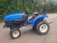 Gartentraktoren New Holland TC 21 d