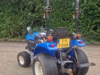 Gartentraktoren New Holland TC 21 d