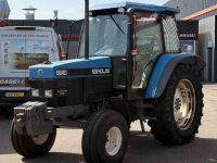 Schlepper / Traktor New Holland 6640