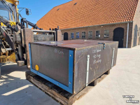 Sonstiges Maschinen und Zubehör für Werkstatt und Hof  Opslag box om aan de trekker te bevestigen