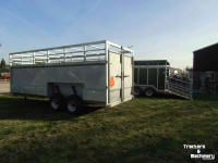 Viehwagen  Veewagen / Veetrailer / Veetransportwagen / Veekar