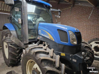 Schlepper / Traktor New Holland TS 100/ A