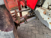 Schlepper / Traktor Massey Ferguson 590-4 met voorlader