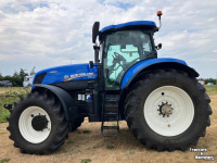 Schlepper / Traktor New Holland T7.220 AutoCommand