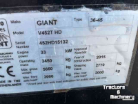 Radlader Giant V 452 T HD