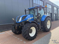 Schlepper / Traktor New Holland T7.270 Auto Command