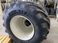 Räder, Reifen, Felgen & Distanzringe BKT 900/50R42 + 710/55R28 of 710/55R30