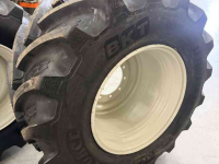 Räder, Reifen, Felgen & Distanzringe BKT 900/50R42 + 710/55R28 of 710/55R30