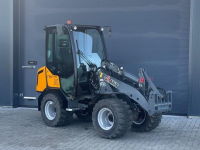 Radlader Giant 452