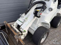 Radlader Avant 523