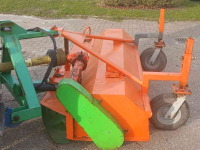 Kehrmaschine Holaras 220