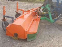 Kehrmaschine Holaras 220