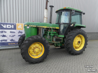 Schlepper / Traktor John Deere 4450