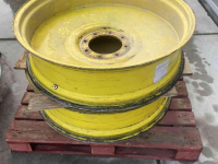 Räder, Reifen, Felgen & Distanzringe John Deere 10x38 passend onder 6420 1.50 spoor