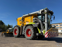 Gülletankwagen / Güllefässer Claas Xerion