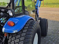 Schlepper / Traktor New Holland T3.65F / Marge machine