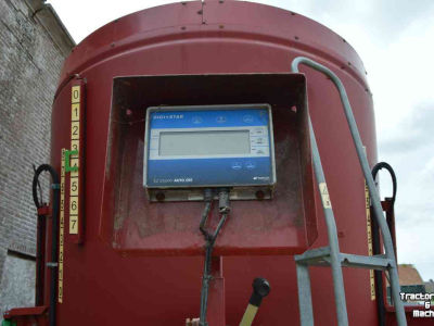 Futtermischwagen Vertikal Strautmann verti mix 3101