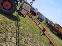 Anbaufeldspritze Agromet Veldspuit 400 ltr  met 10 mtr sproeiboom