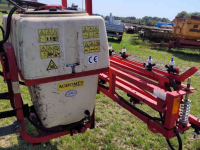 Anbaufeldspritze Agromet Veldspuit 400 ltr  met 10 mtr sproeiboom