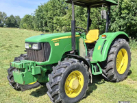 Schlepper / Traktor John Deere 5065E