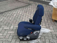 Schlepper / Traktor New Holland Stoel comfort voor NewH T5.xxx  T6.xxx Parts nr:47940098