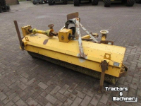 Kehrmaschine  M700