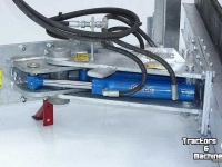 Gummi-Schieber Qmac Modulo rubberschuif straatschuif slijkschuif aanbouw Merlo