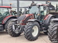 Schlepper / Traktor Valtra N155eD