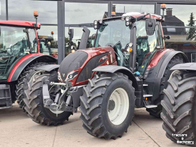 Schlepper / Traktor Valtra N155eD