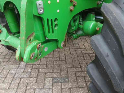 Schlepper / Traktor John Deere 6140r
