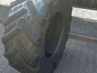 Räder, Reifen, Felgen & Distanzringe BKT 480/70R28