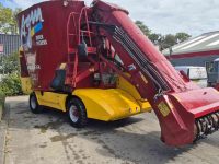 Selbstfahrende Futtermischwagen AGM Vantage Miller 200
