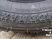 Räder, Reifen, Felgen & Distanzringe  bkt/trekker / loader banden